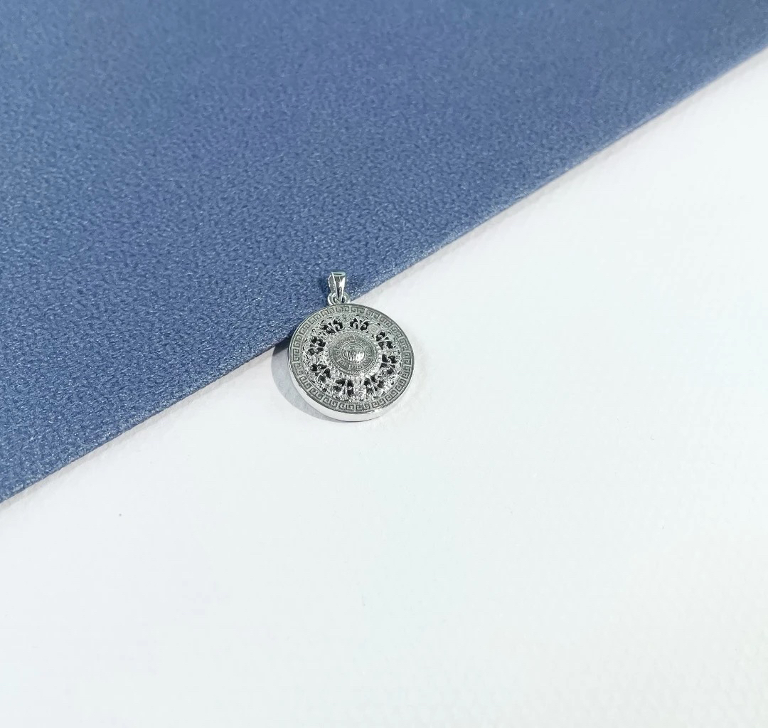 铂金pt950精品吊坠（八宝罗盘）