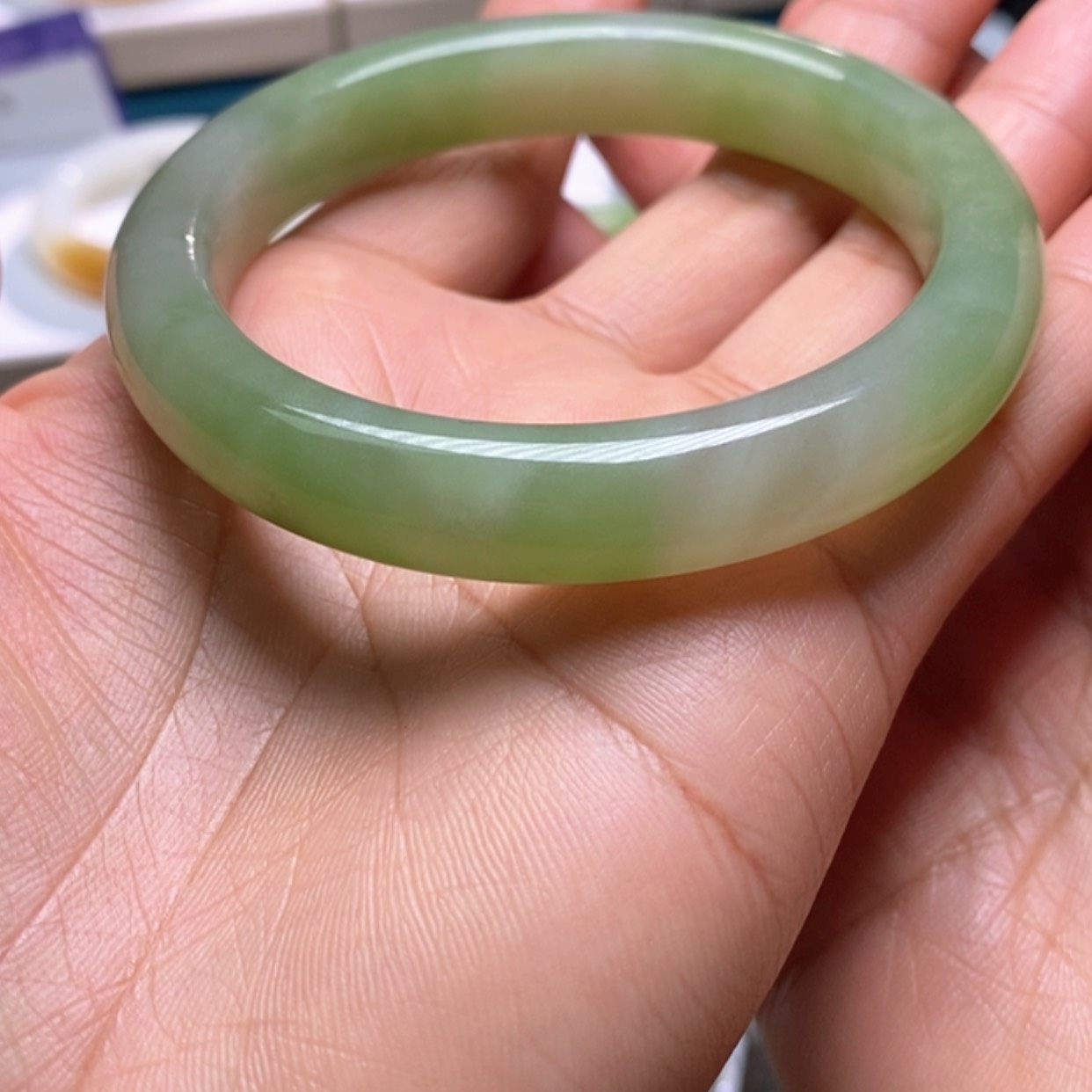 【闪购商品】和田玉手镯未镶嵌