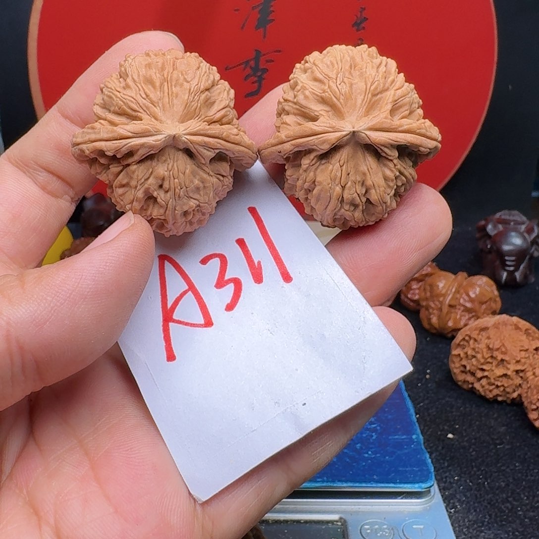 文玩核桃把件39闷白