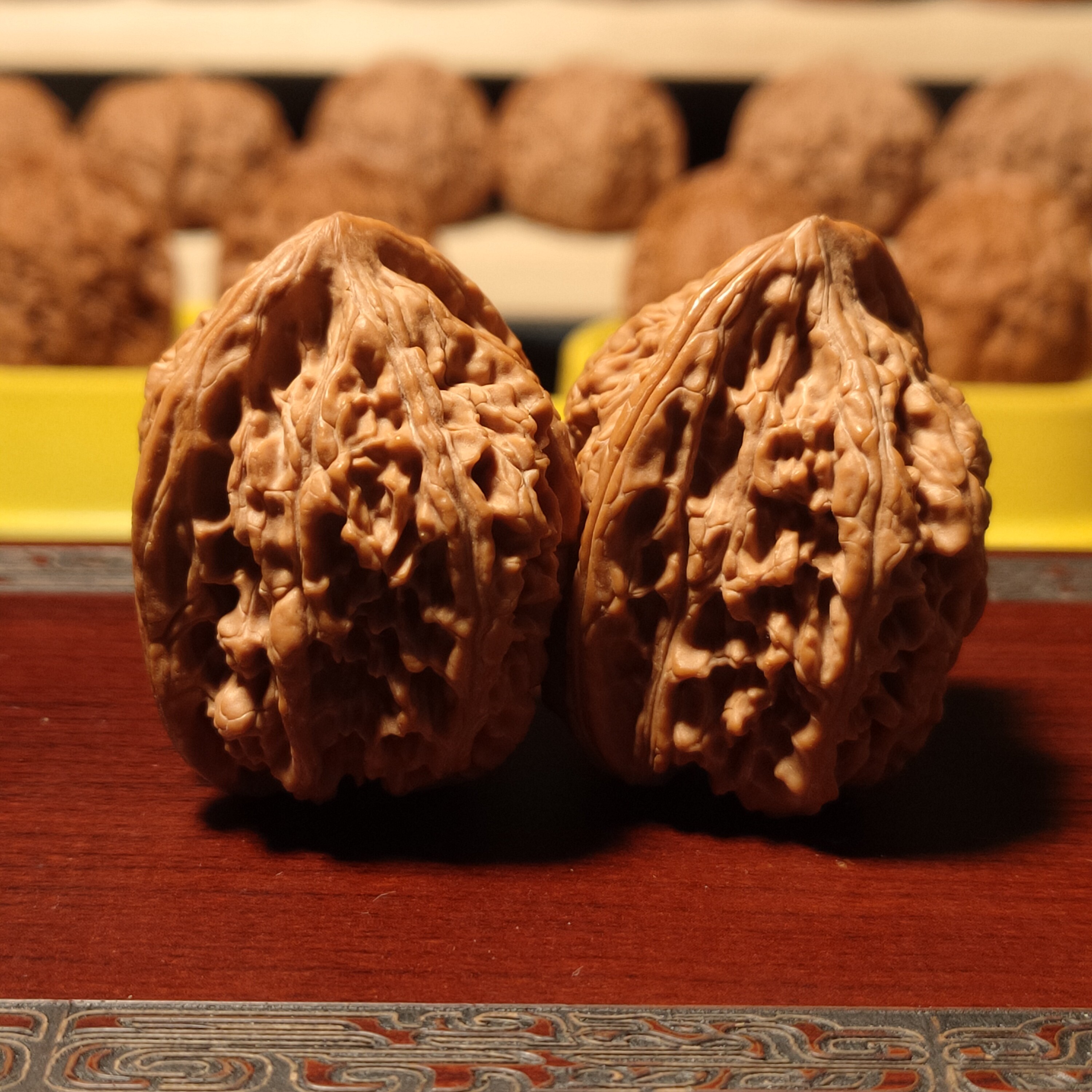 全品精配玉麒麟(变异)手把件