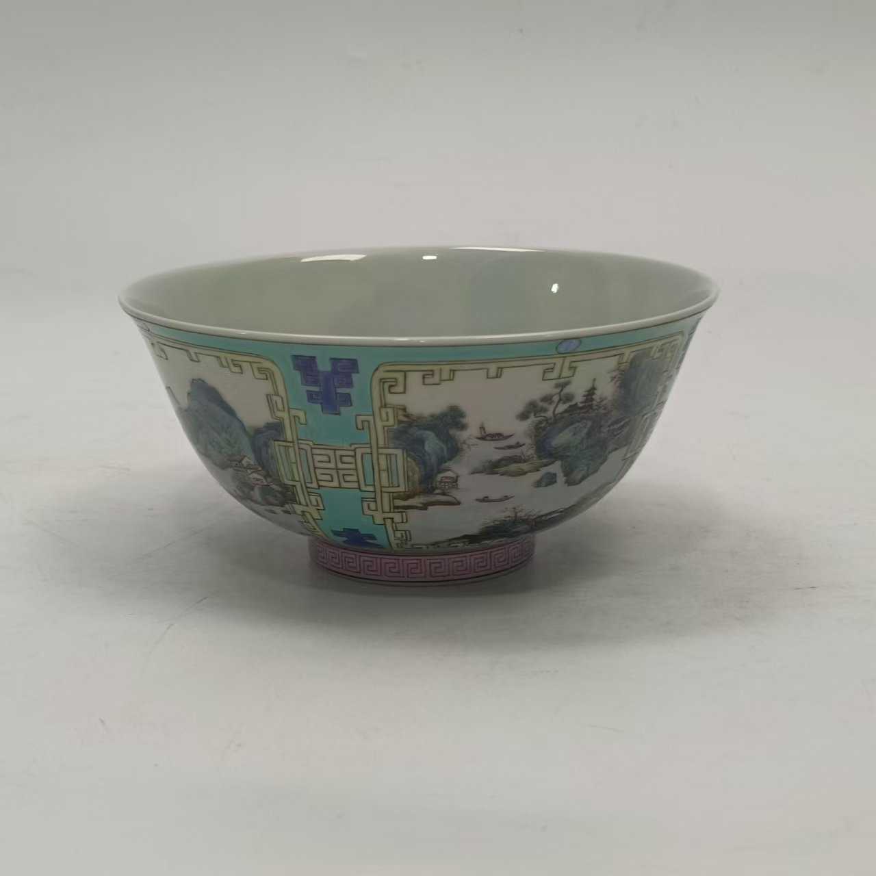 HJD2501-250粉彩开窗山水纹碗