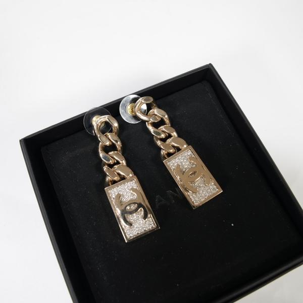 Chanel 闪钻吊坠链条耳钉