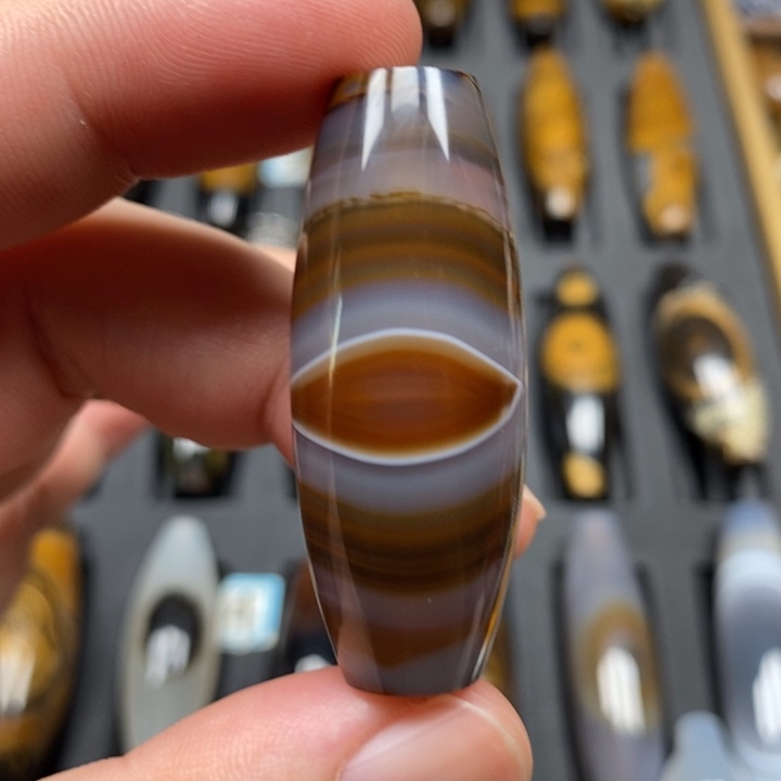 玛瑙/玉髓颈饰未镶嵌