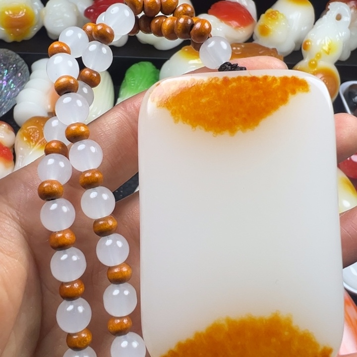 新疆戈壁五彩石金丝