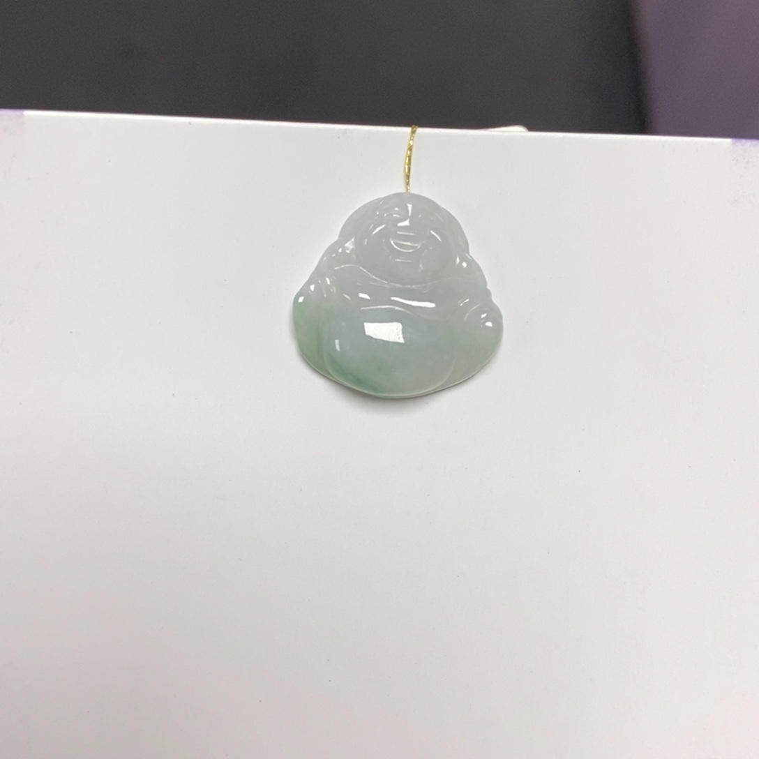 翡翠颈饰未镶嵌佛公