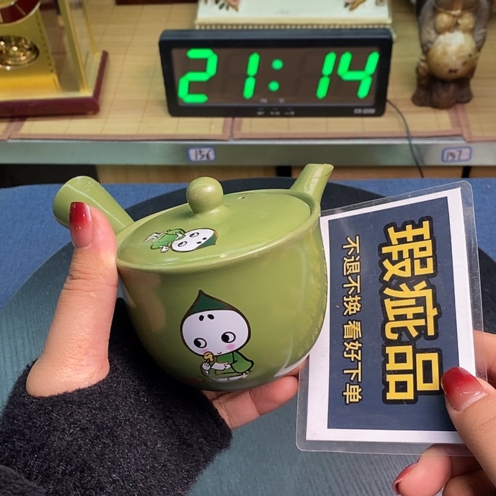 摆件非全新有瑕疵