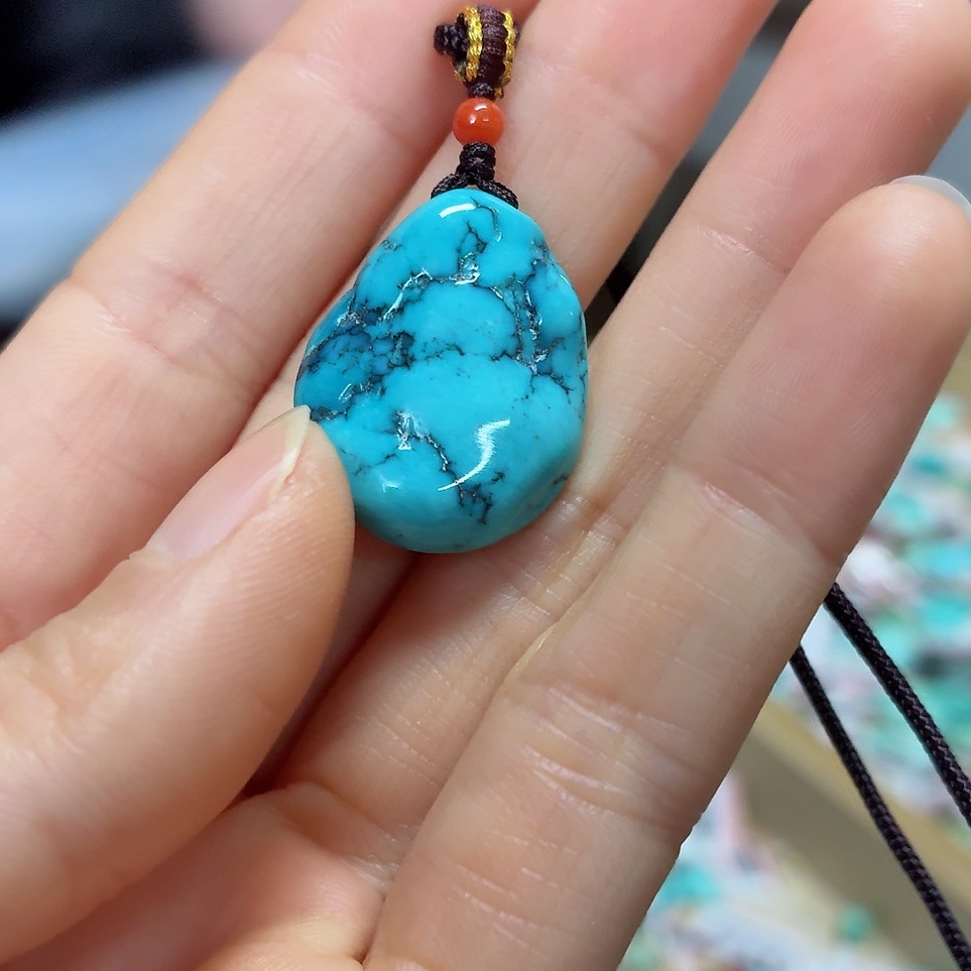 未镶嵌绿松石珠宝奇石