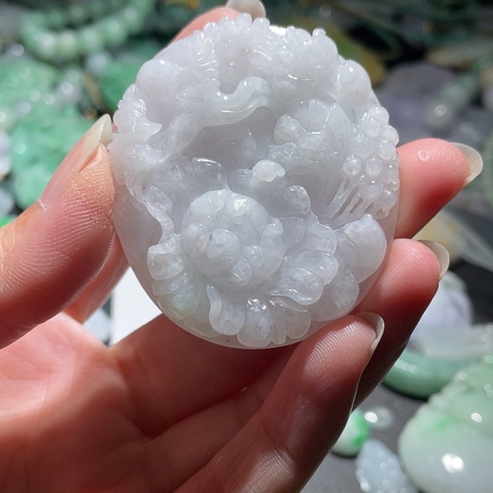 颈饰未镶嵌翡翠天