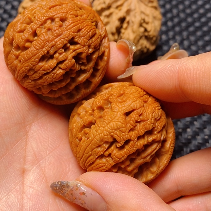 文玩核桃把件秦岭核桃8
