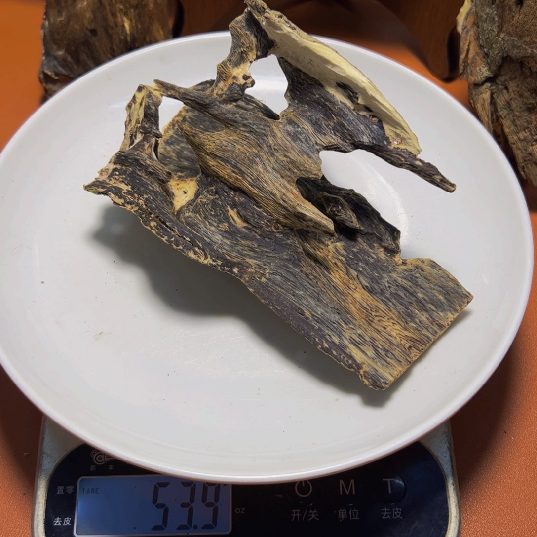 沉香手把件长**客沉香虎斑棋