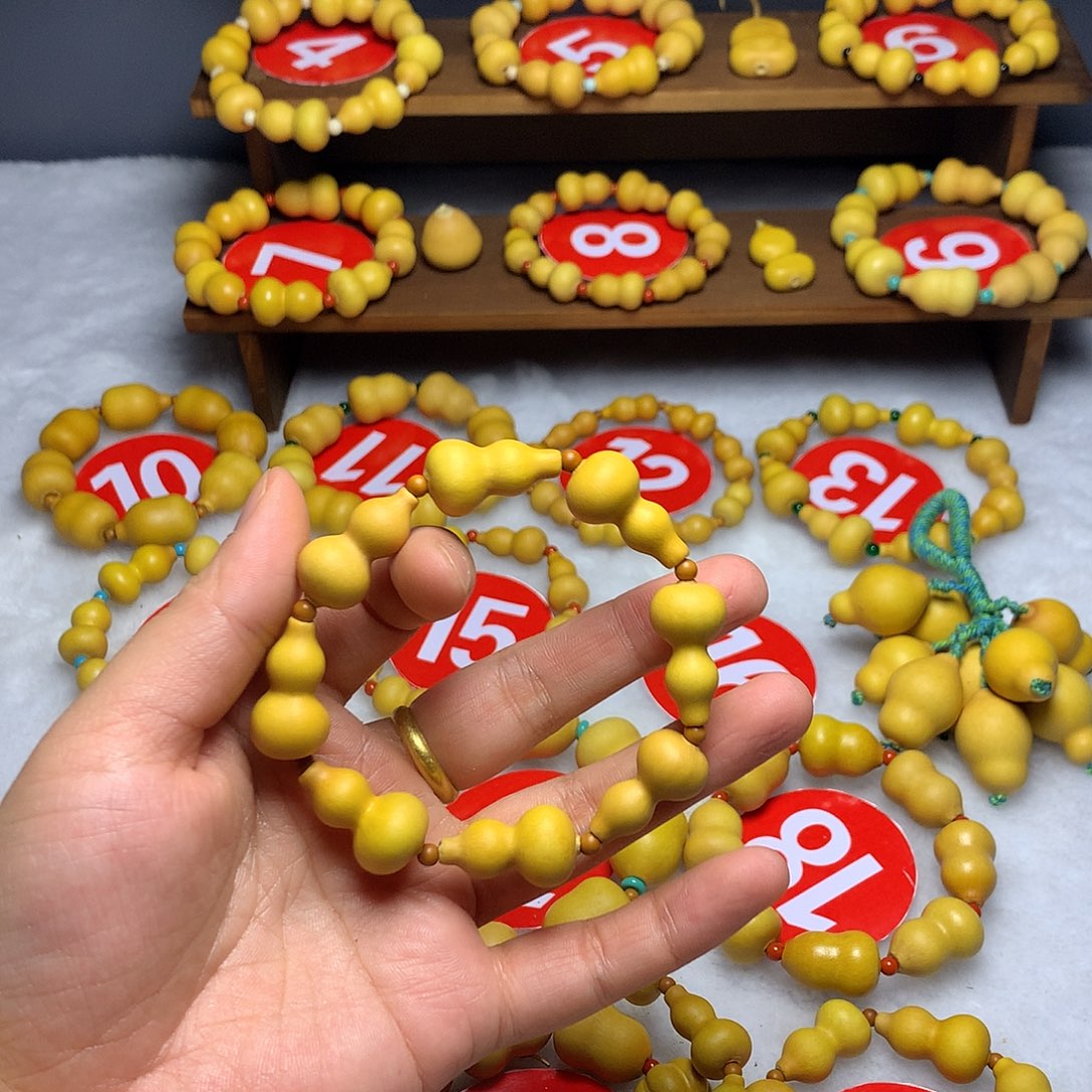 K***K石英石手串手链草里金