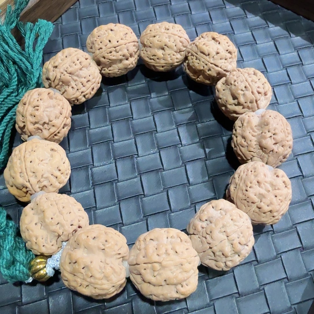 手串金刚菩提双龙爆肉金刚菩提手串给刷子手套20尺寸