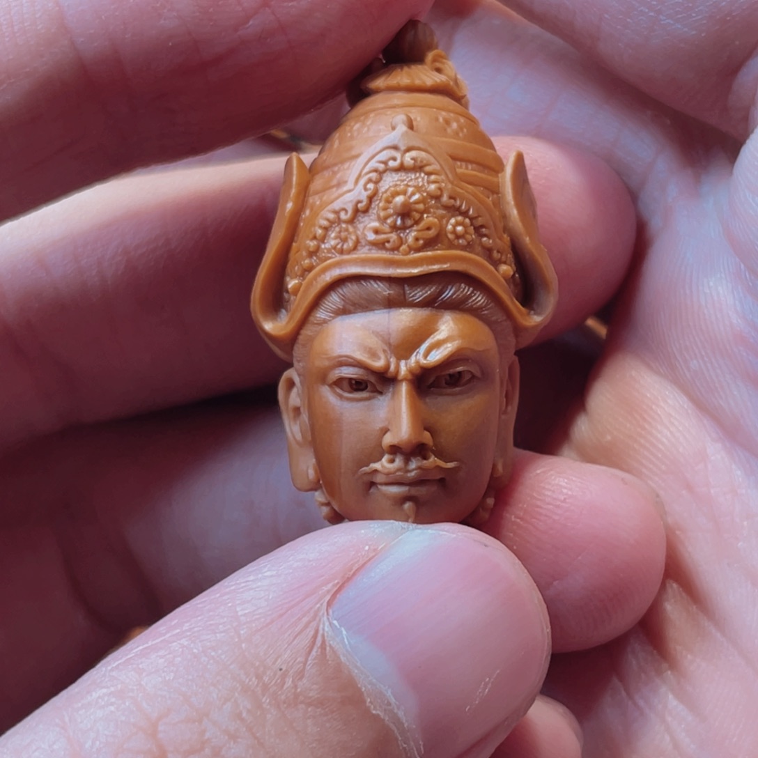 橄榄核吊坠飞*莲师