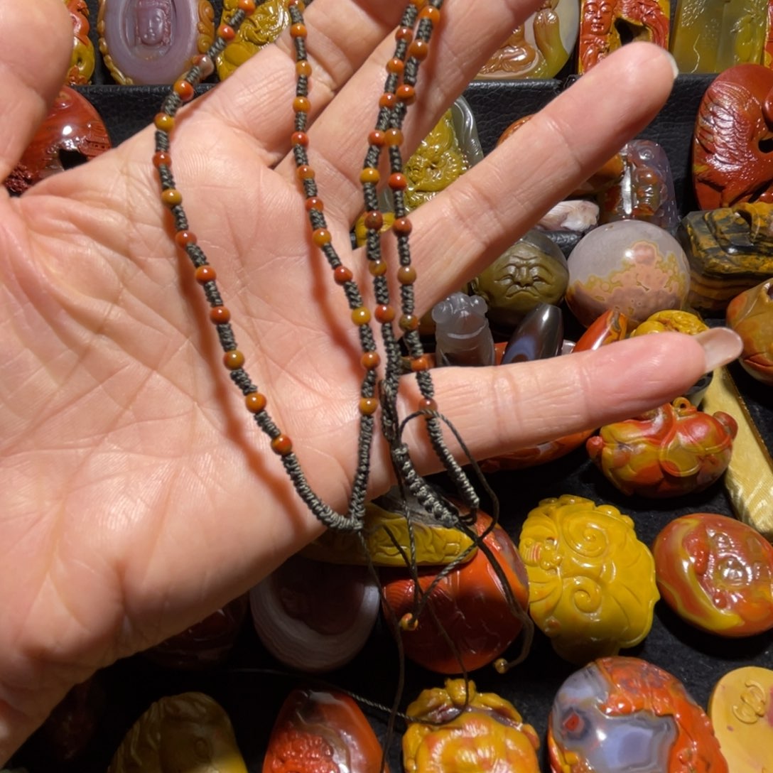 玛瑙/玉髓合金颈饰