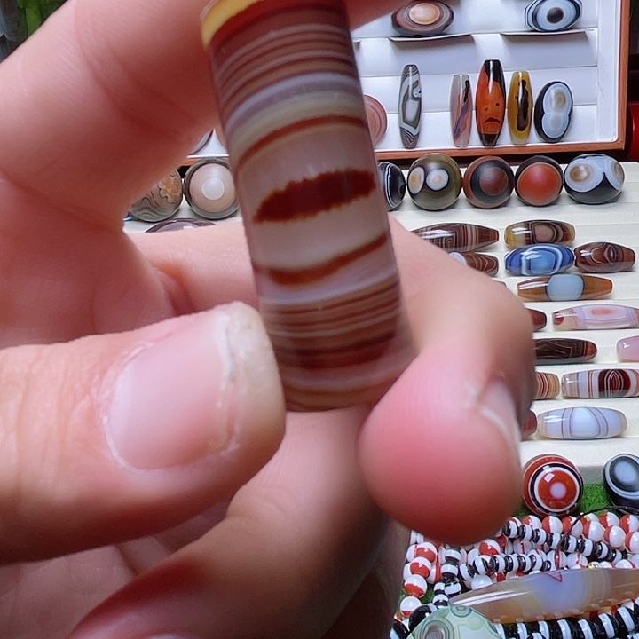 未镶嵌颈饰玛瑙/玉髓彩****y