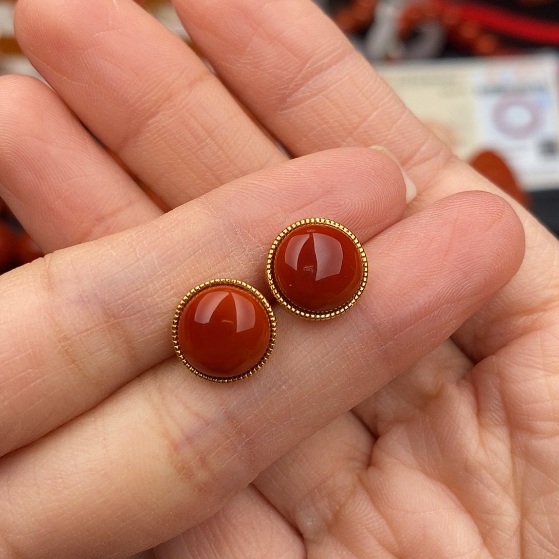 南红玛瑙四川凉山瓦西耳钉银S925镶嵌