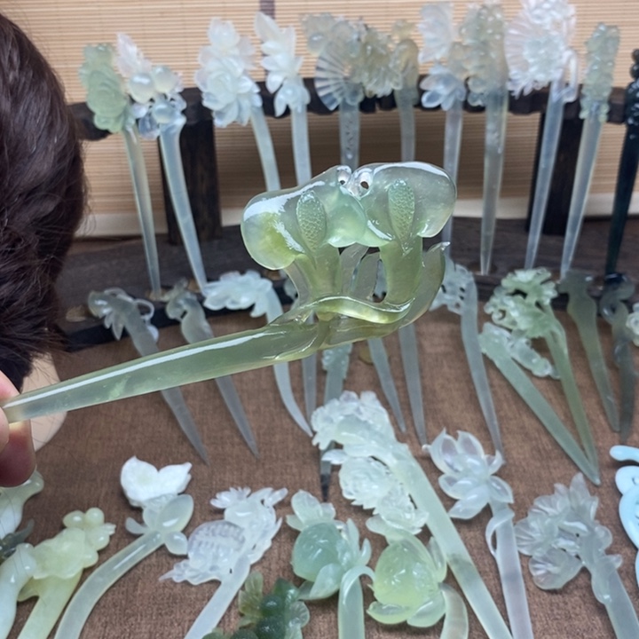 蛇纹石玉未镶嵌发簪