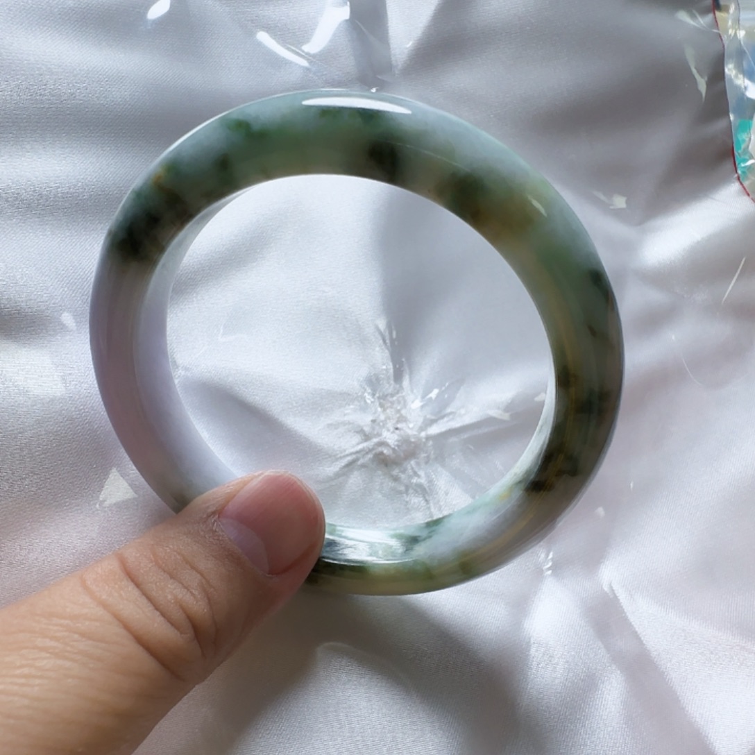 翡翠未镶嵌手镯翡翠