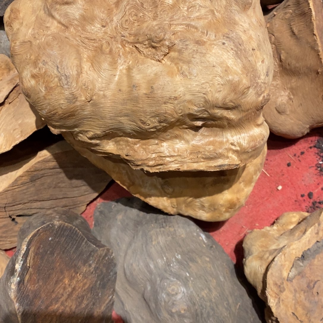 慈***人荔枝木随形挖一个