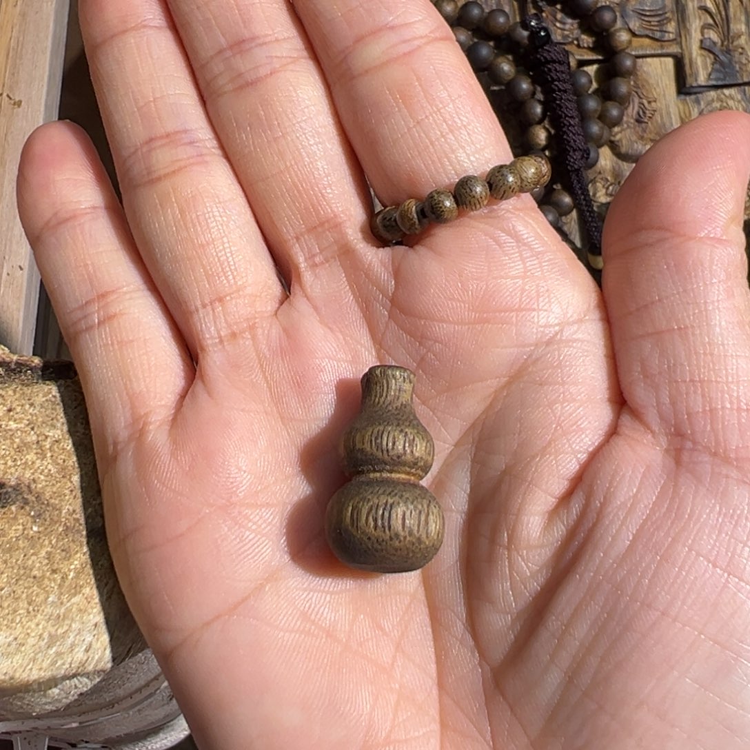 沉香吊坠白棋楠吊坠