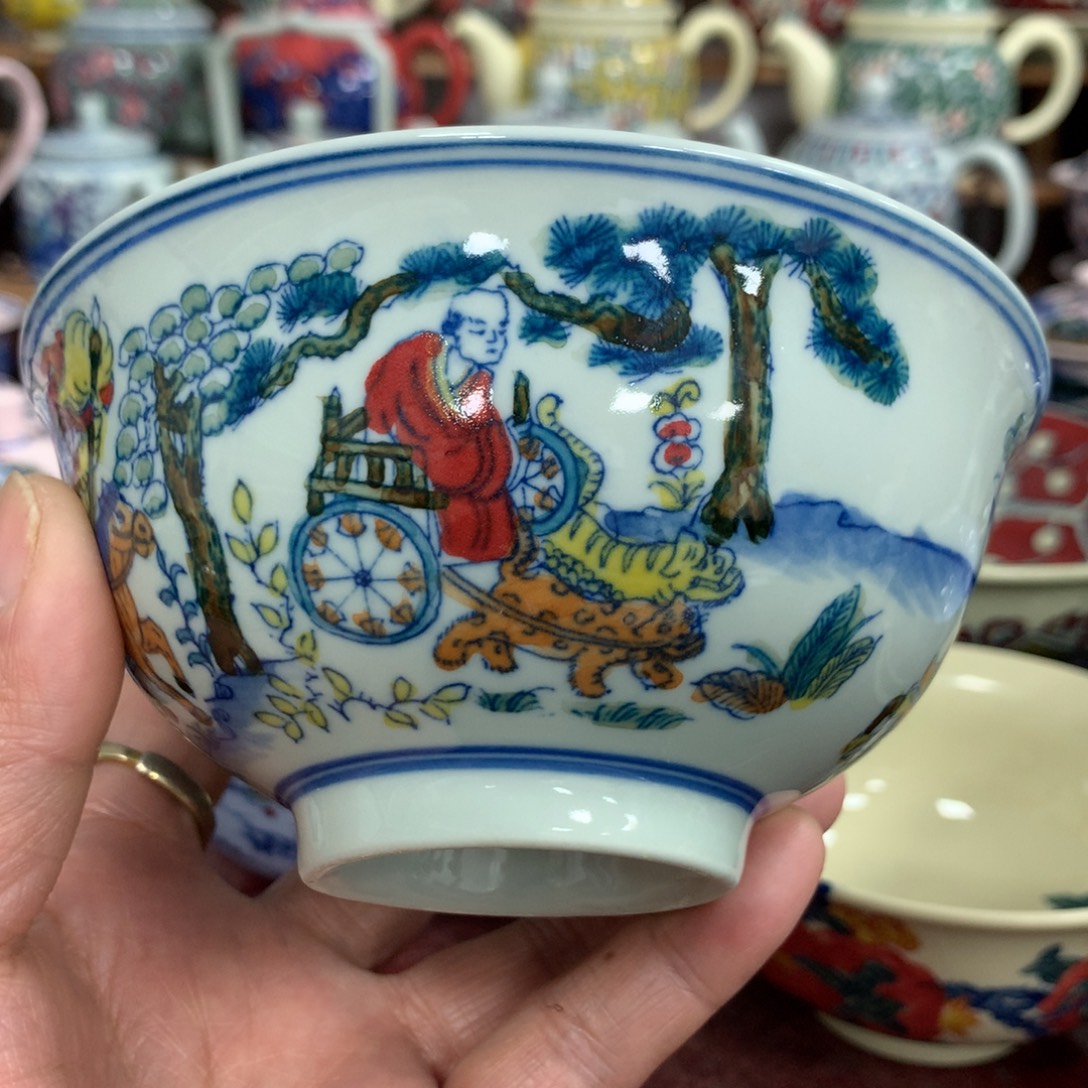 其他陶黄稀土红地梅花纹小碟 柴窑手绘 直径13.5cm ¥70