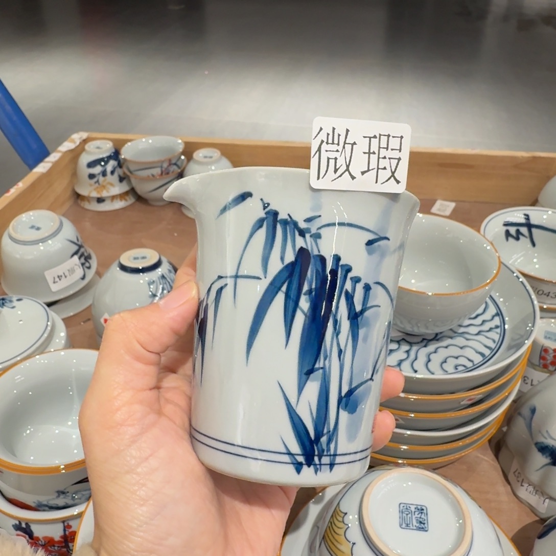釉下手绘茶具微瑕