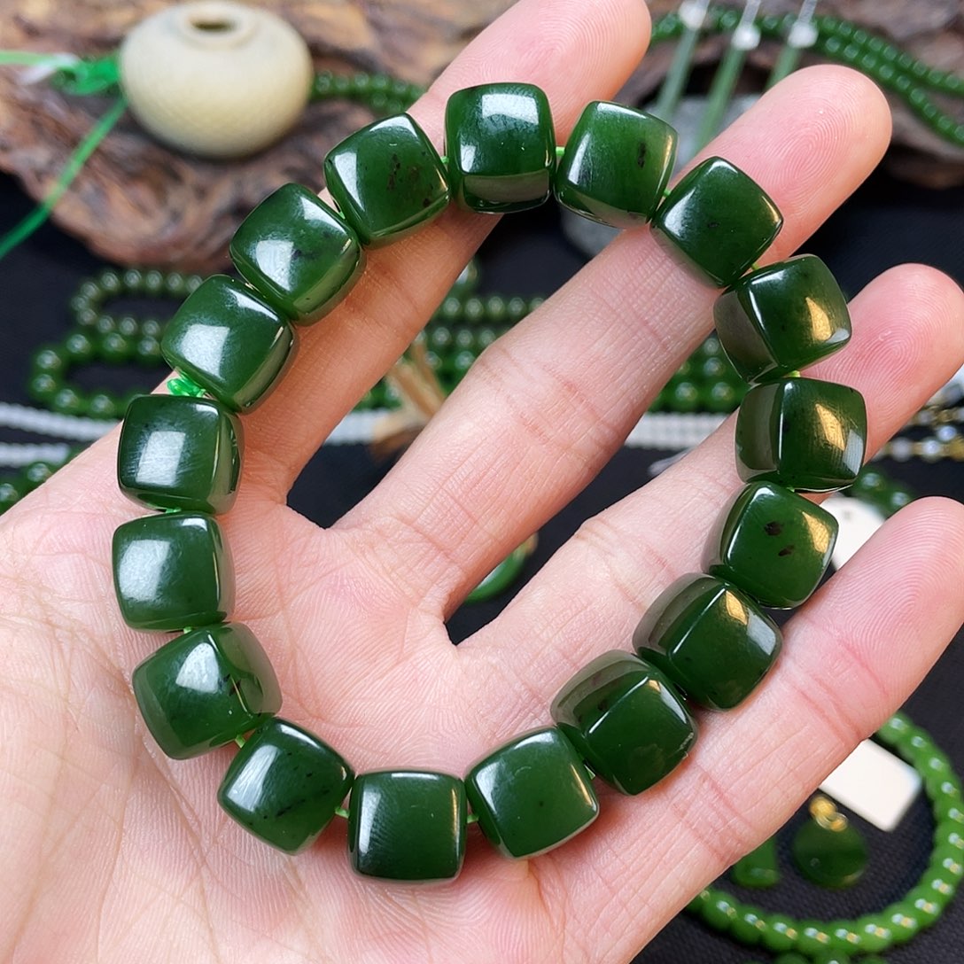 和田玉未镶嵌手链