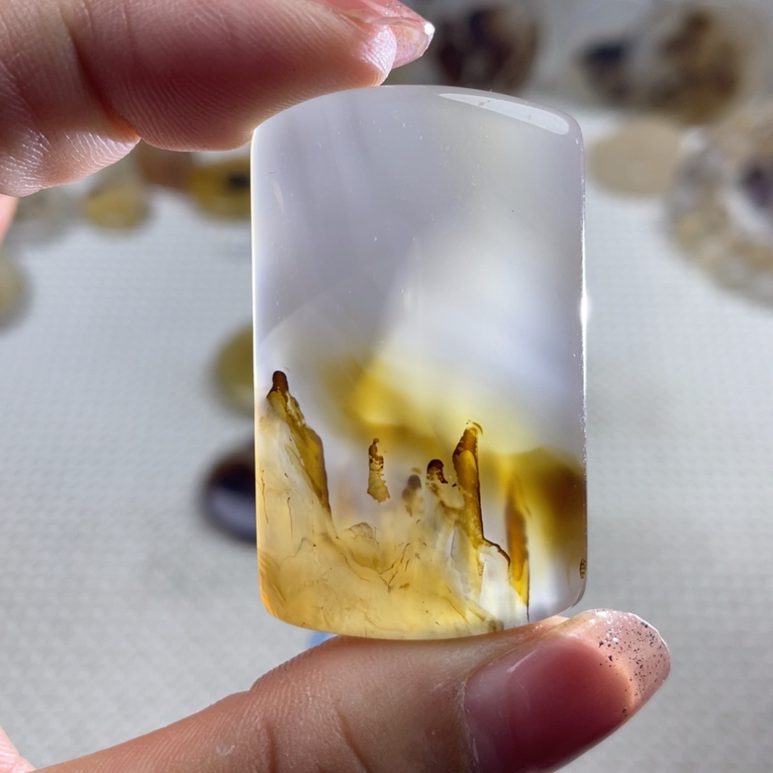 玛瑙/玉髓未镶嵌颈饰