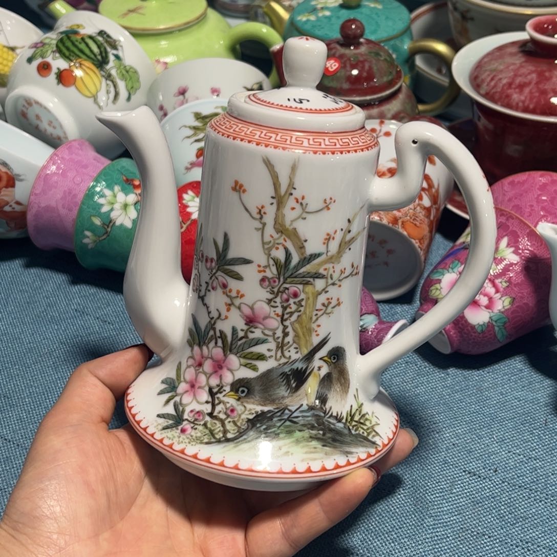 景德镇陶瓷手工手绘