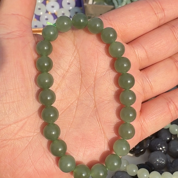 和田玉未镶嵌颈饰卡8冰心