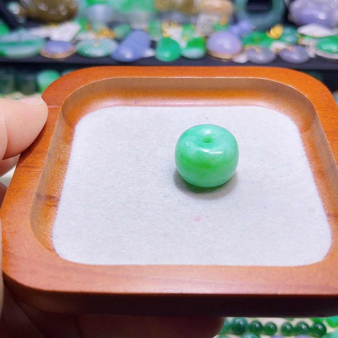 翡翠散珠天然缅甸翡翠珠子