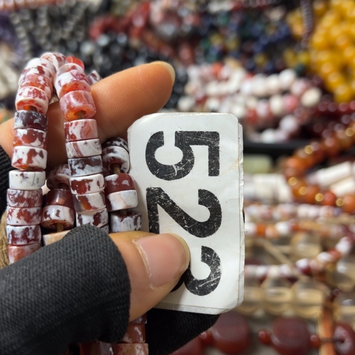 玛瑙/玉髓未镶嵌颈饰紫**發