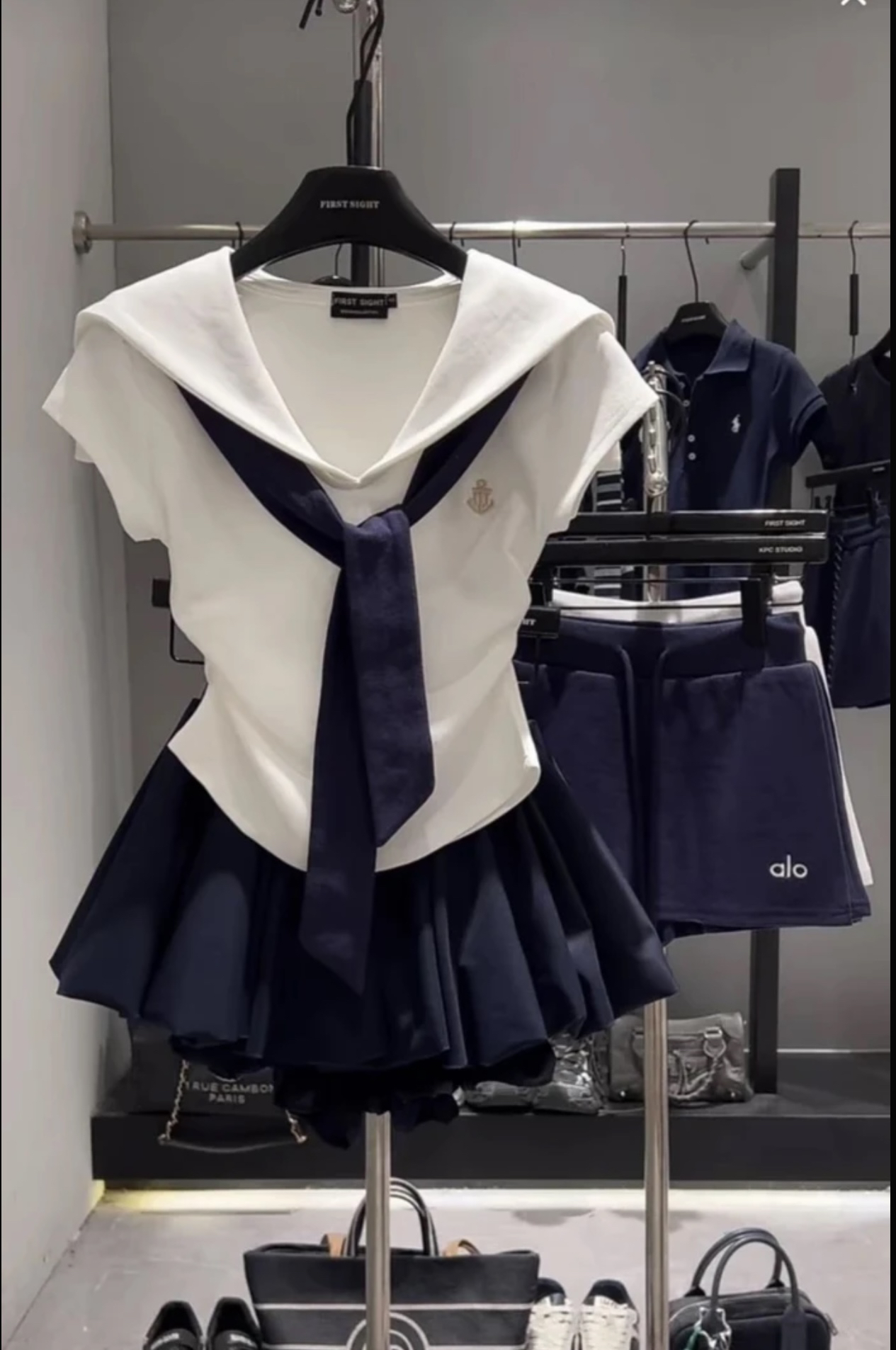 【撞色海军领披肩拼接假两件T恤】2025夏收腰显瘦百搭上衣女