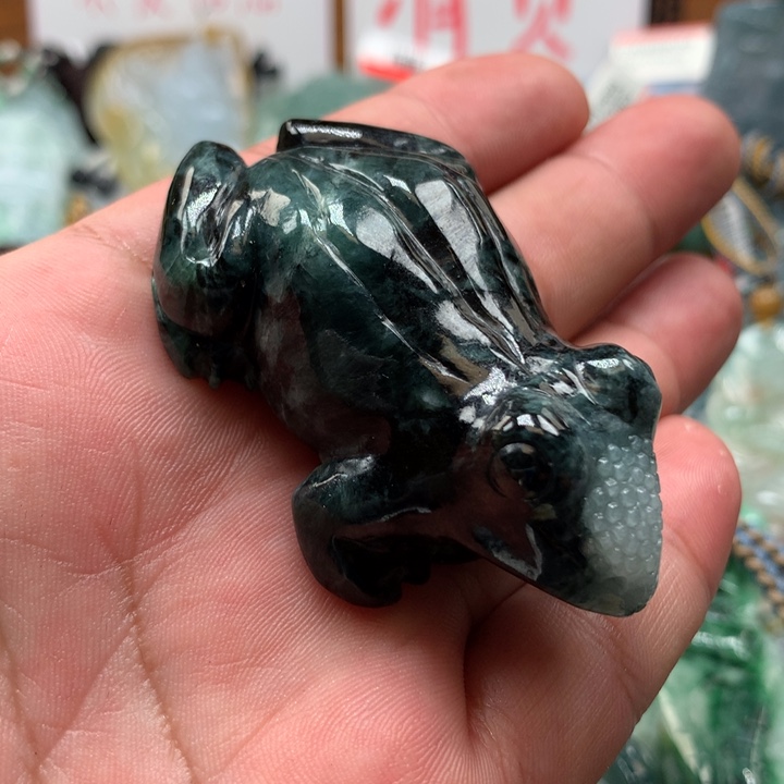 翡翠颈饰未镶嵌保真天然a货翡翠