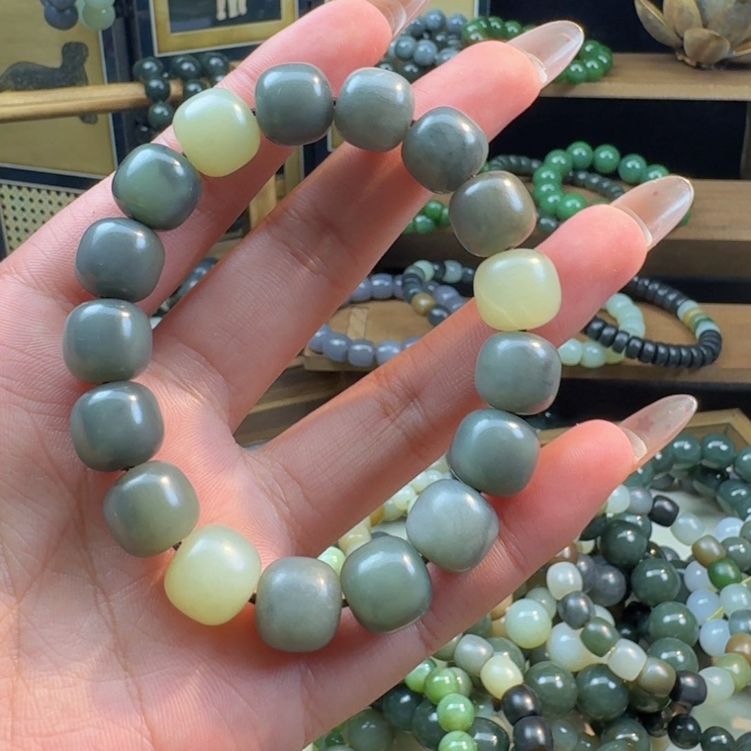 和田玉手链未镶嵌