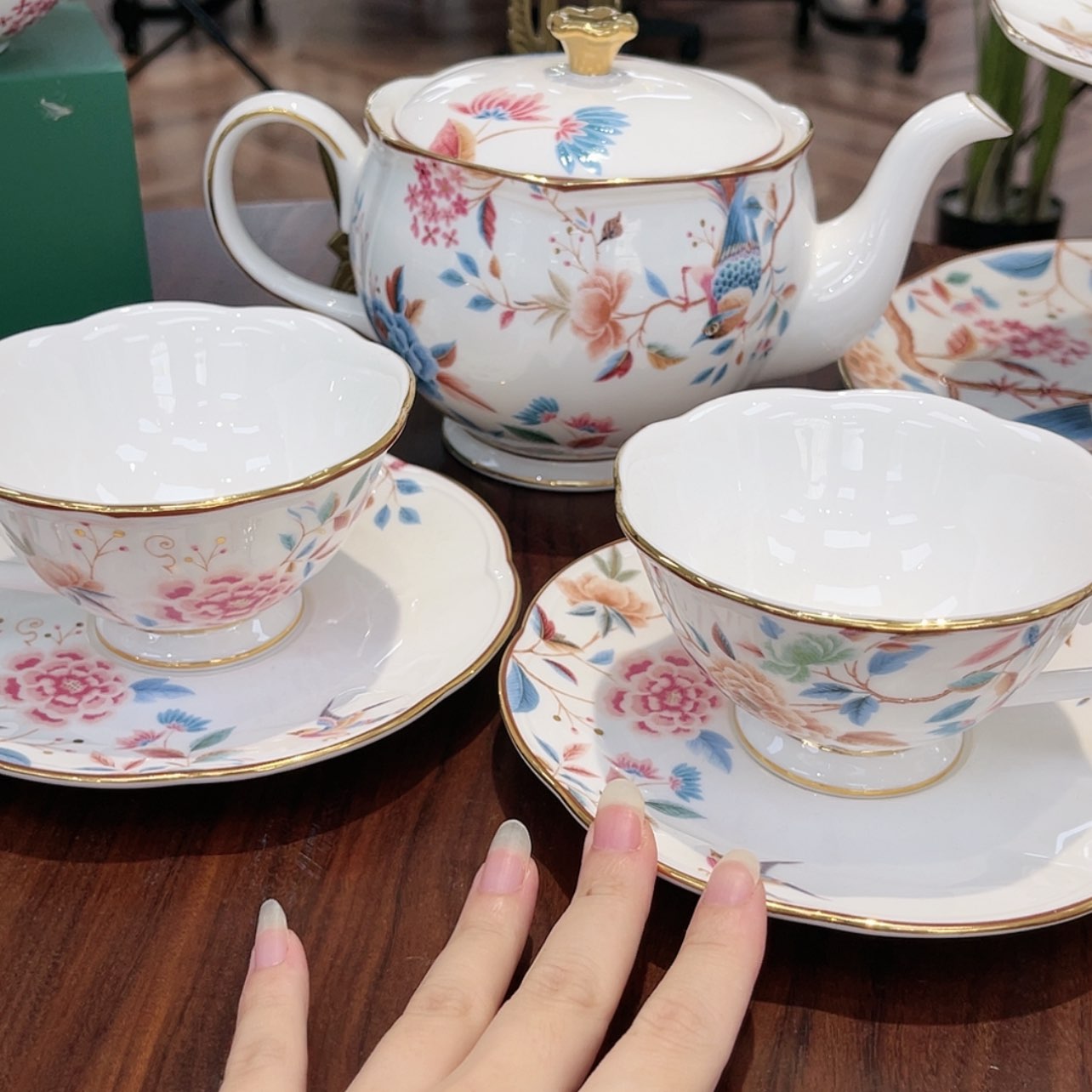 【闪购商品】瓷片一壶两杯——————————