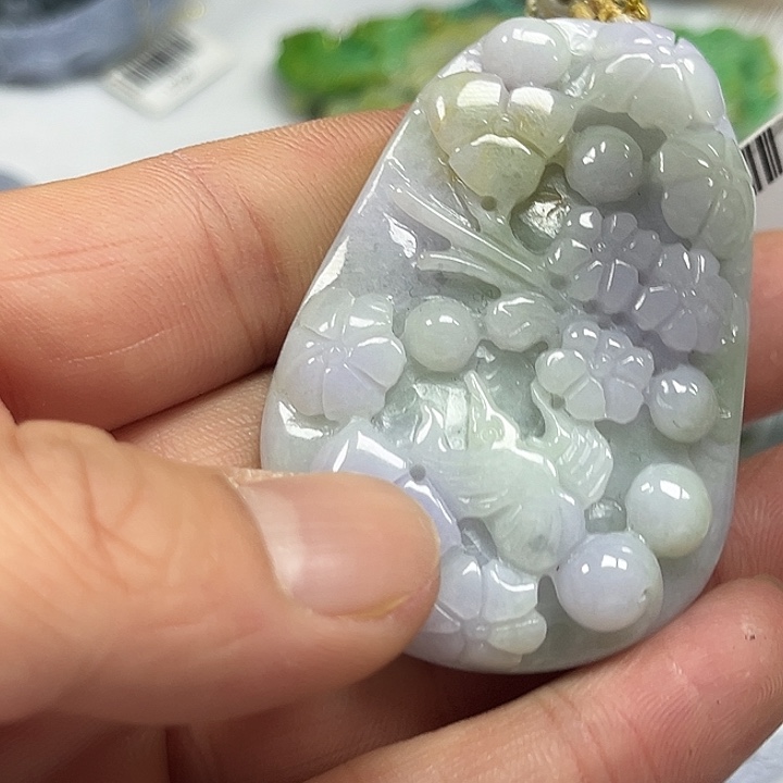 翡翠未镶嵌颈饰翡翠