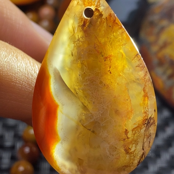 玛瑙/玉髓颈饰未镶嵌