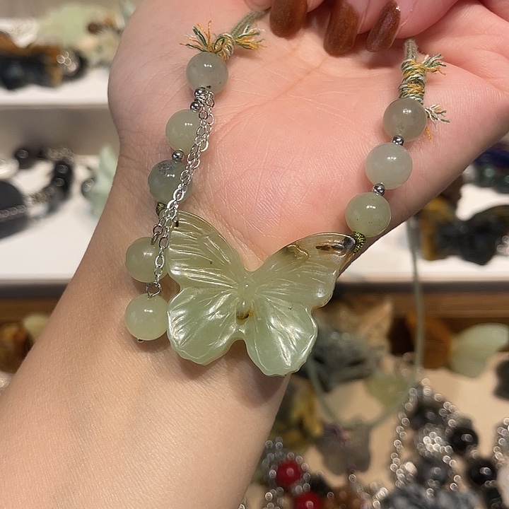 蛇纹石玉合金颈饰