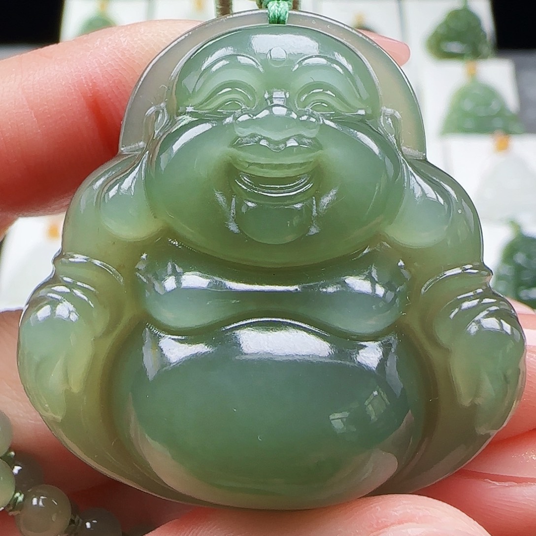 和田玉未镶嵌吊坠(赠链)