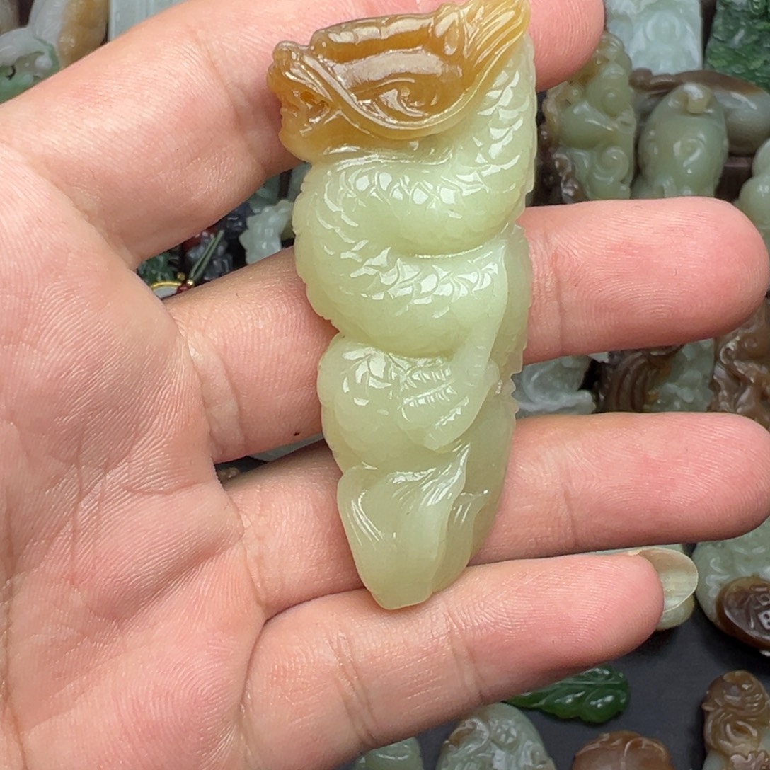 和田玉未镶嵌挂件