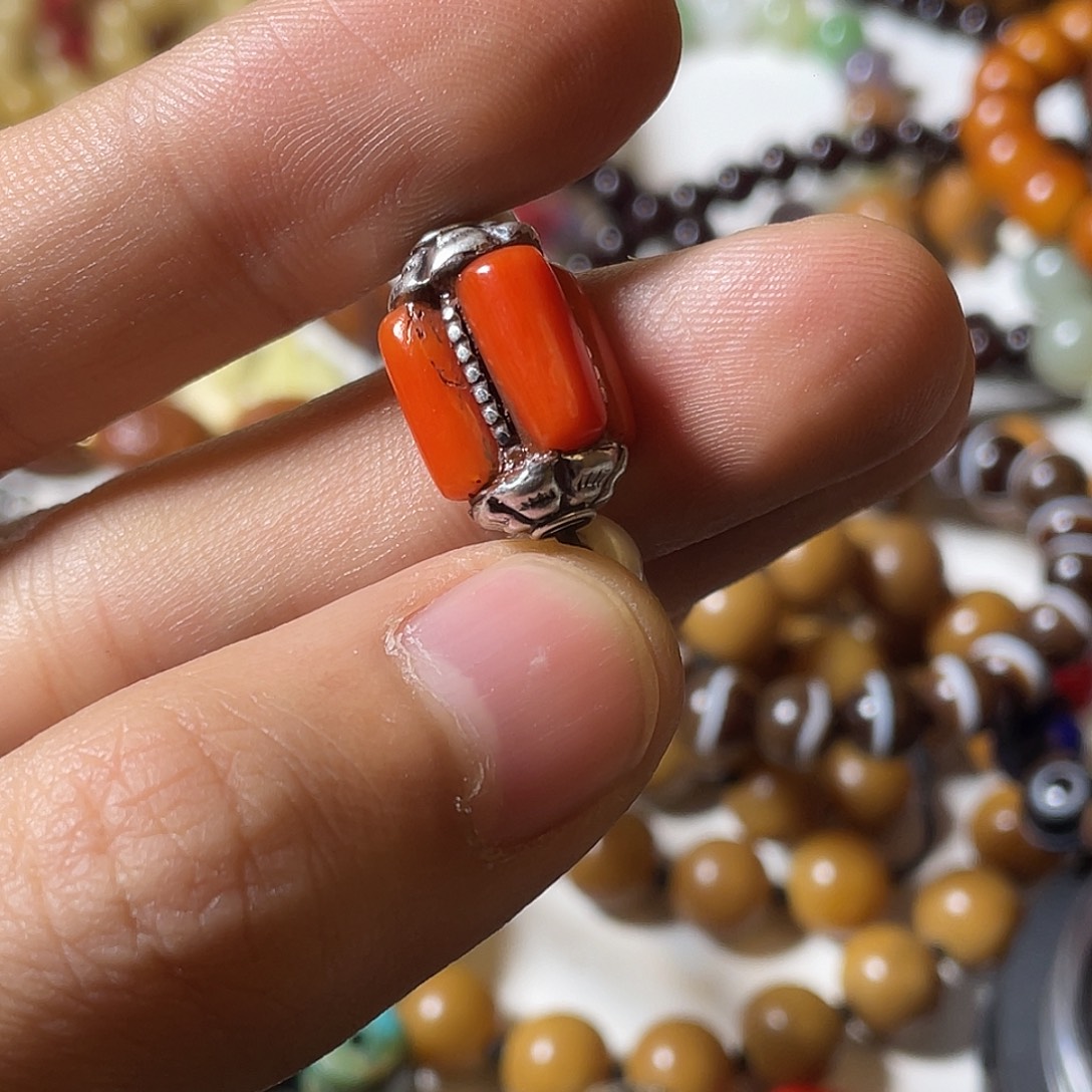 彬****吊坠白玉菩提珠子