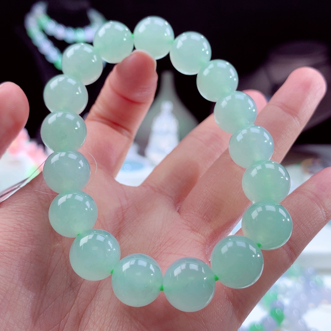 翡翠手链未镶嵌卡12mm