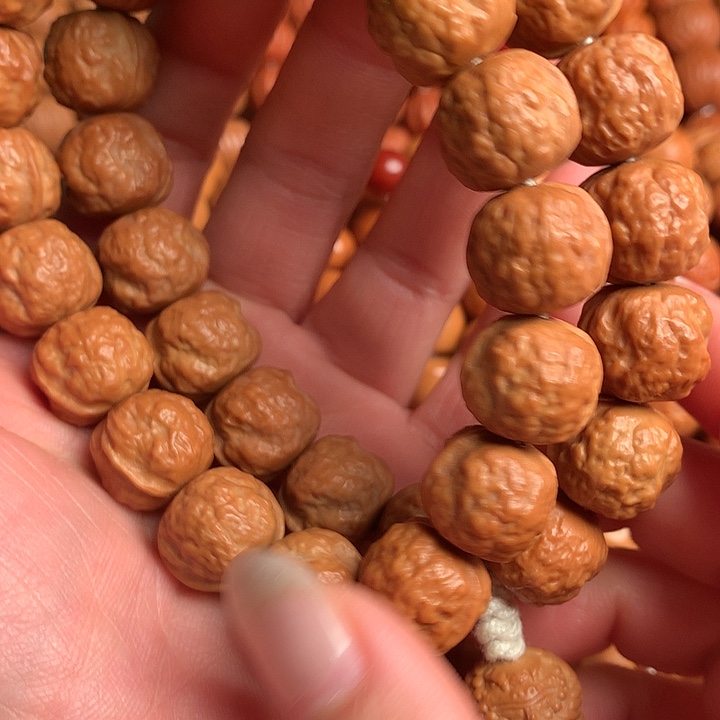 文玩核桃手串曲**弯产总