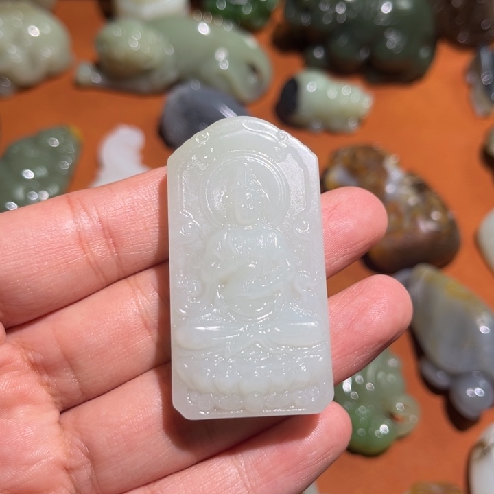 和田玉挂件未镶嵌