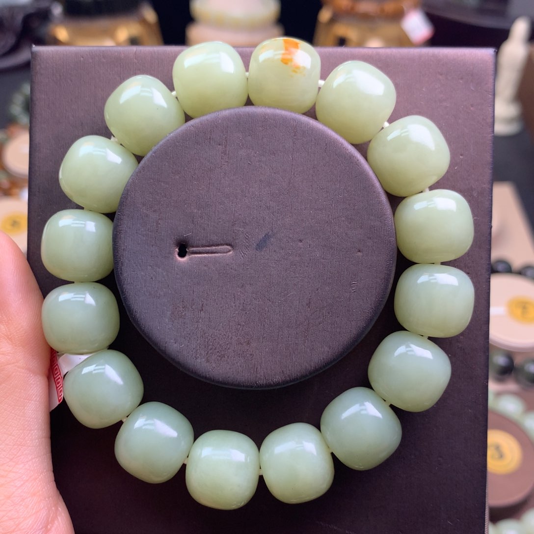 手链未镶嵌和田玉