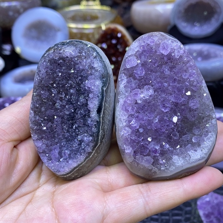 小晶簇未镶嵌水晶