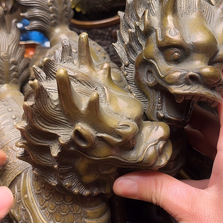 精美铜器批发档口