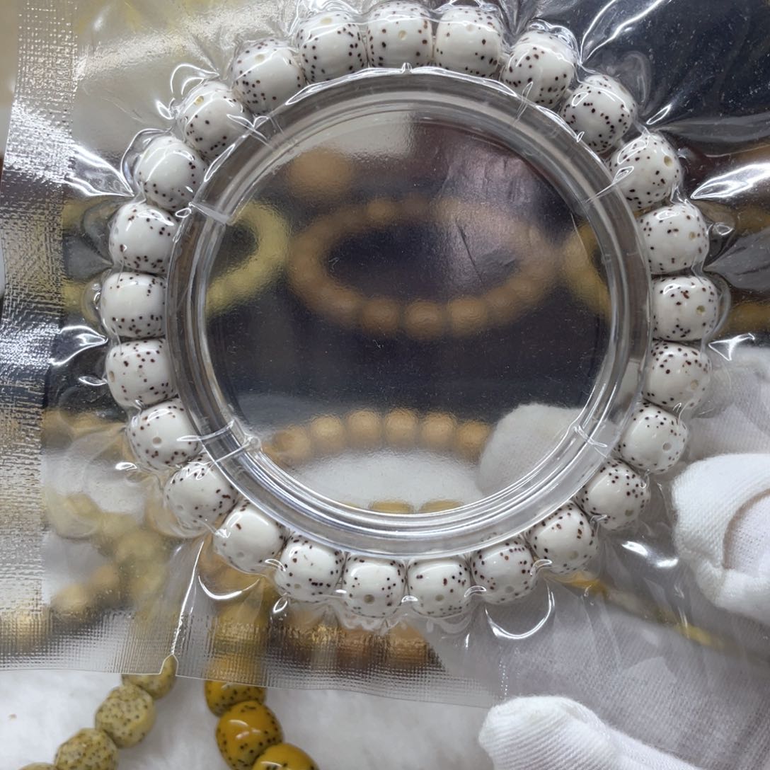 星月菩提手串原白 贯穿留白 针尖星