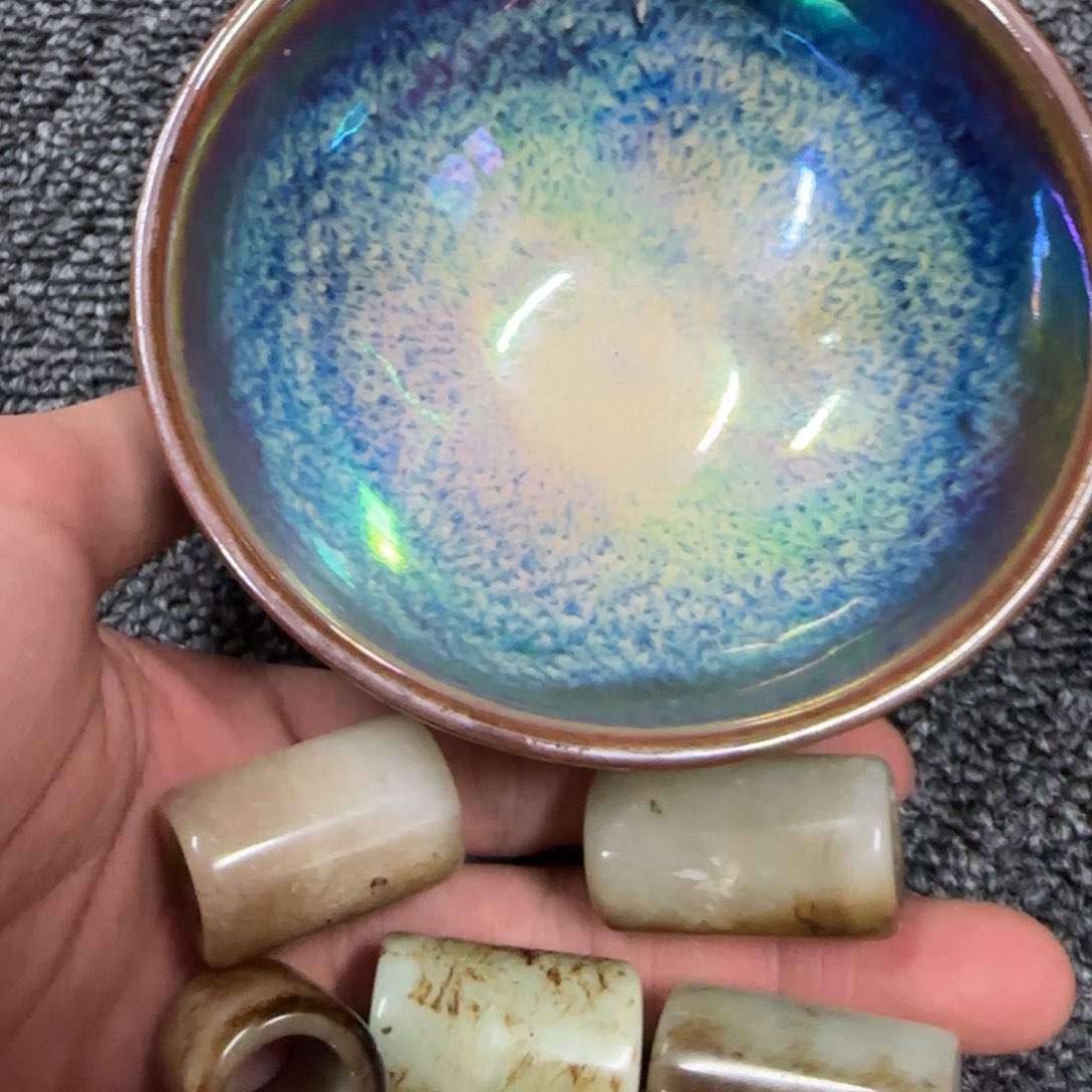 瓷片瓷器的造型也非常